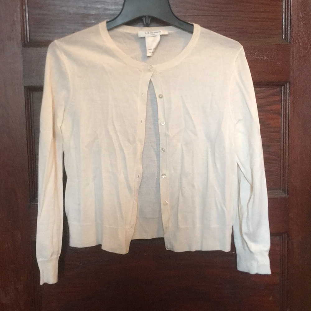 Beige cardigan